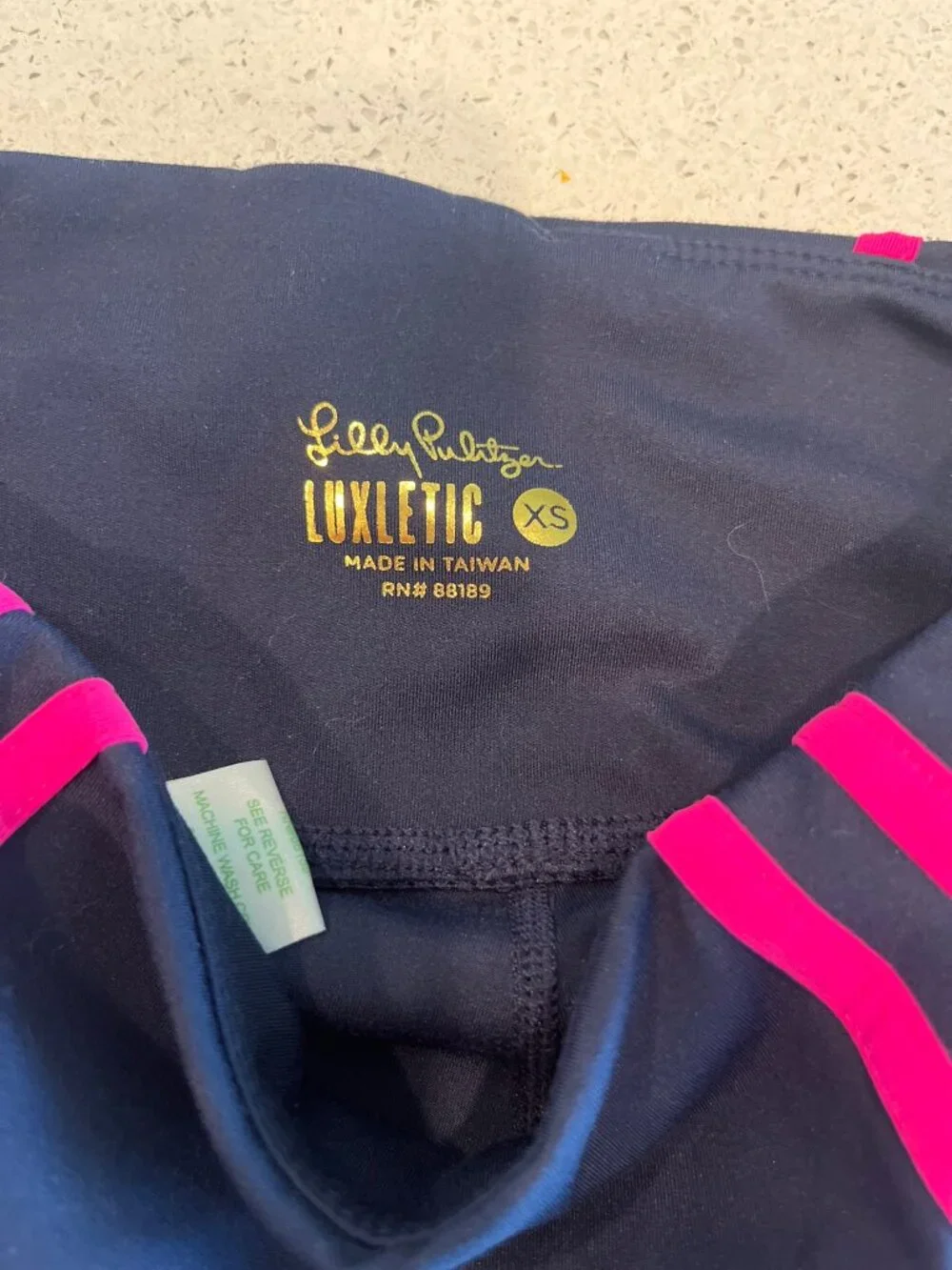 Lilly Pulitzer Luxletic XS Navy/Pink Leggings NWOT